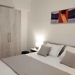 In 5464 Apartment
